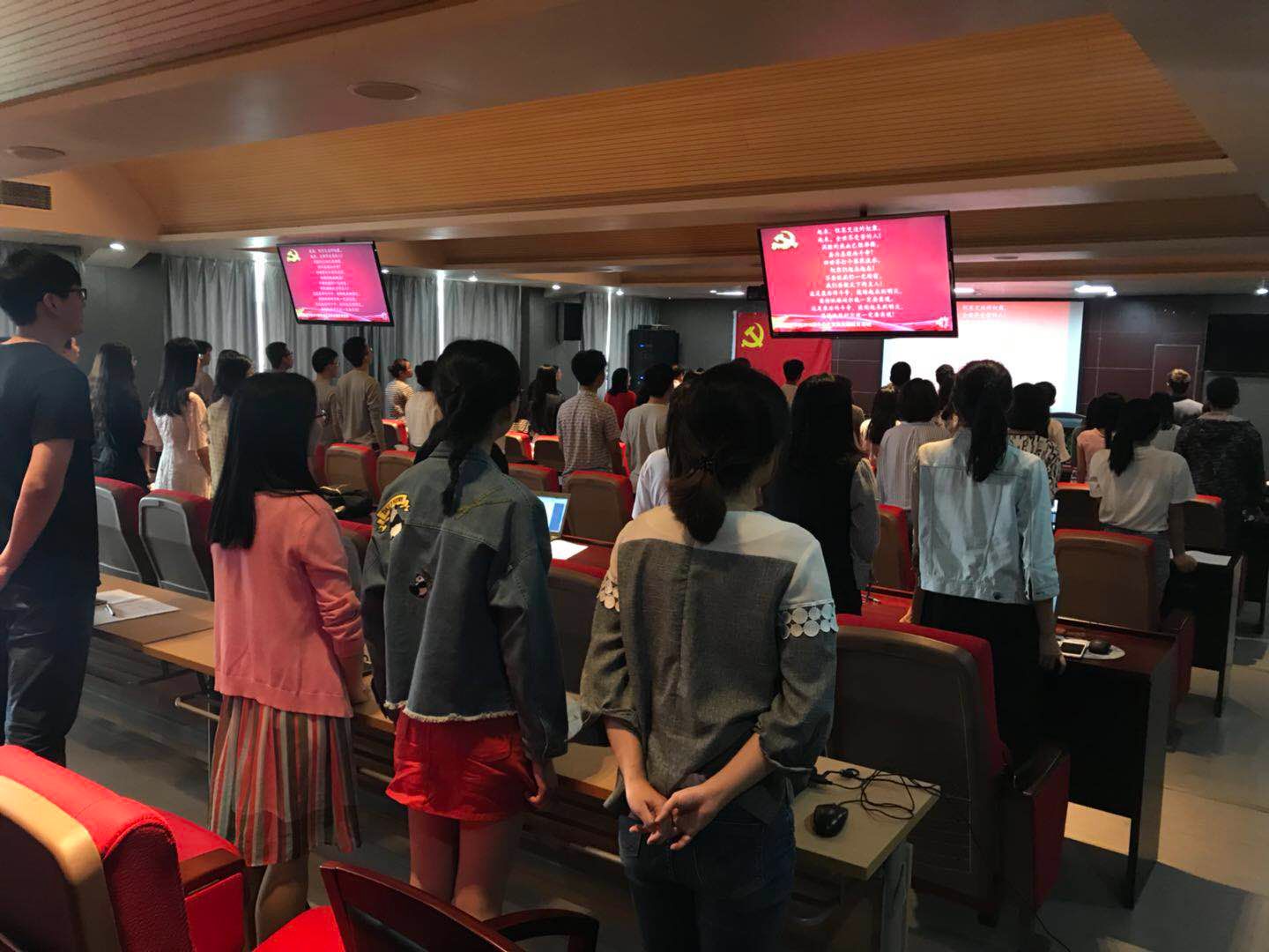 1527585537146019464.jpg 1.jpg